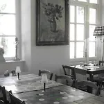 Hôtel-restaurant Le Parisien * Les Vignes