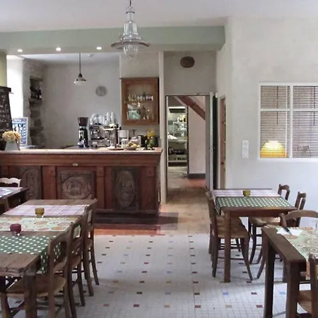 Hotel-restaurant Le Parisien Hotel