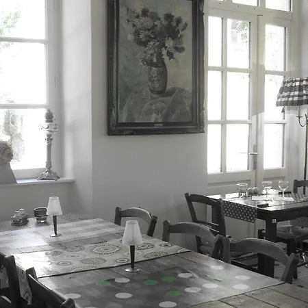 Hotel-restaurant Le Parisien * Les Vignes