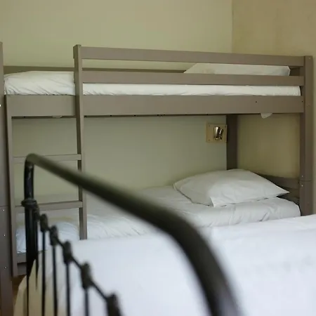 Hotel-restaurant Le Parisien Hotel *