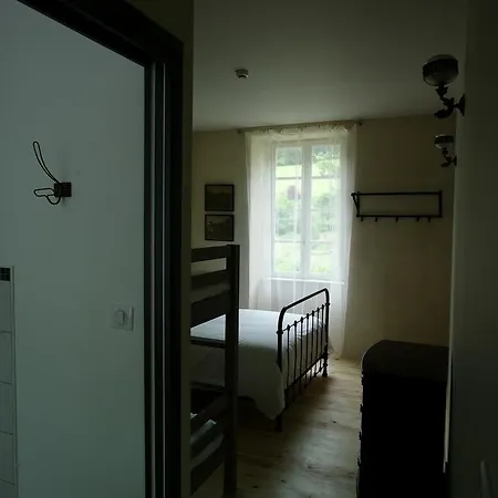 Hotel-restaurant Le Parisien Hotel *